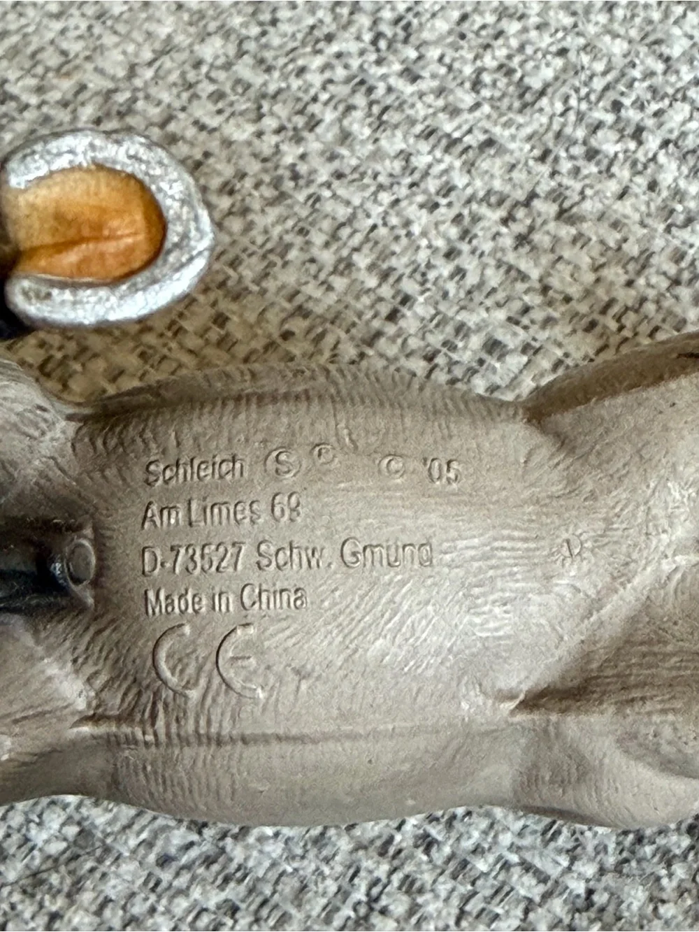 schleich realistic grey